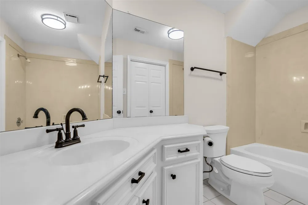 3102 Mountain Oak Ct, Houston, TX 77068