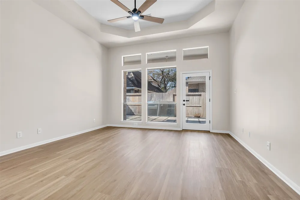 3102 Mountain Oak Ct, Houston, TX 77068