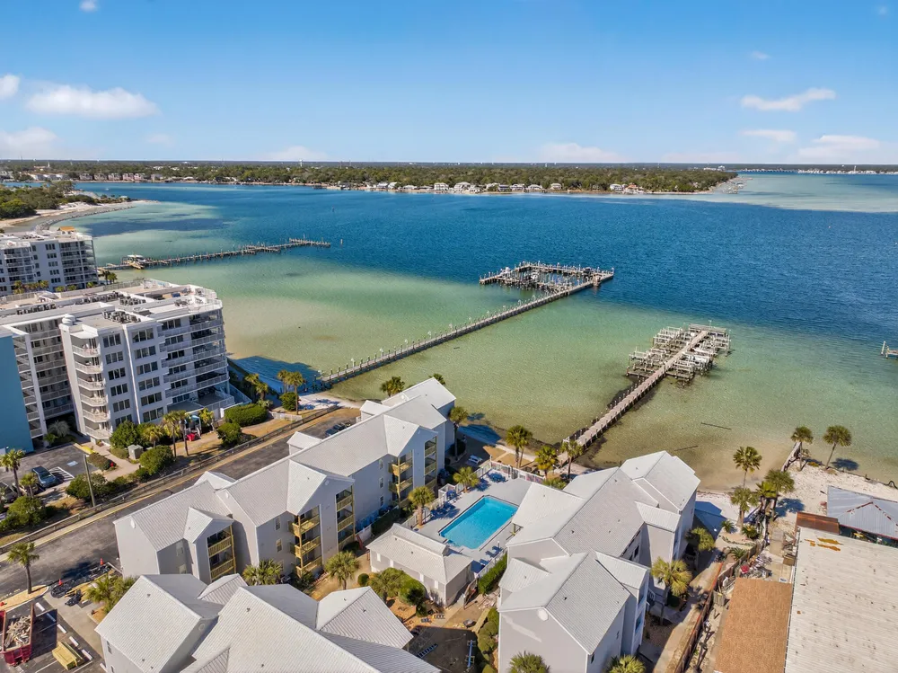 1330 Miracle Strip Pkwy SE, Fort Walton Beach, FL 32548