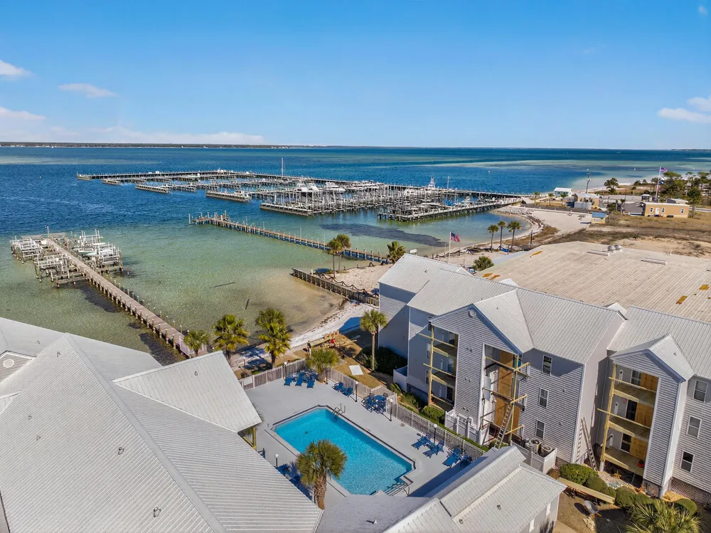 1330 Miracle Strip Pkwy SE, Fort Walton Beach, FL 32548