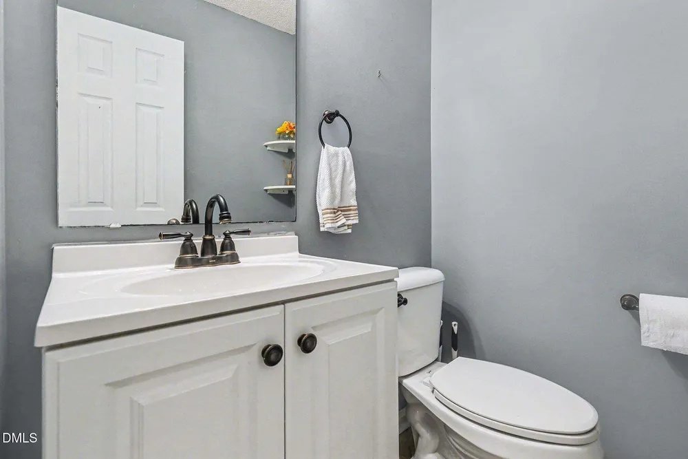 66 Winwood Dr, Angier, NC 27501