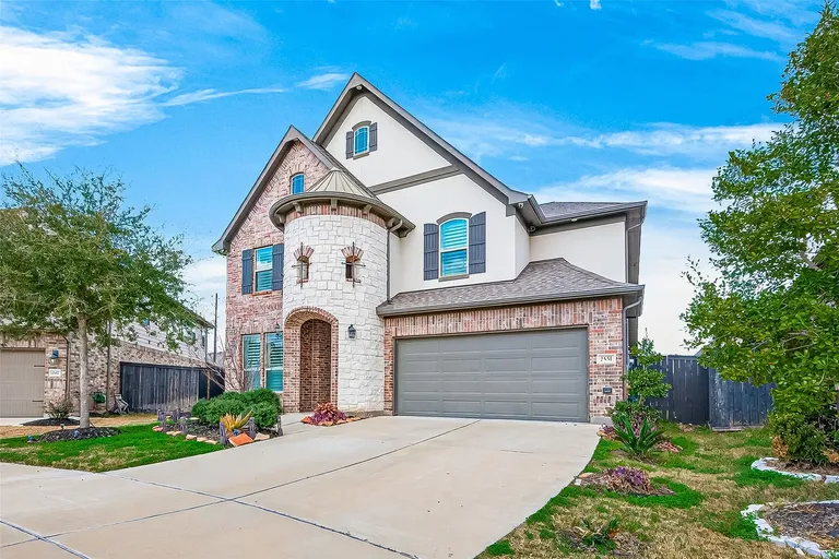 2551 Artichoke Park Dr, Richmond, TX 77406