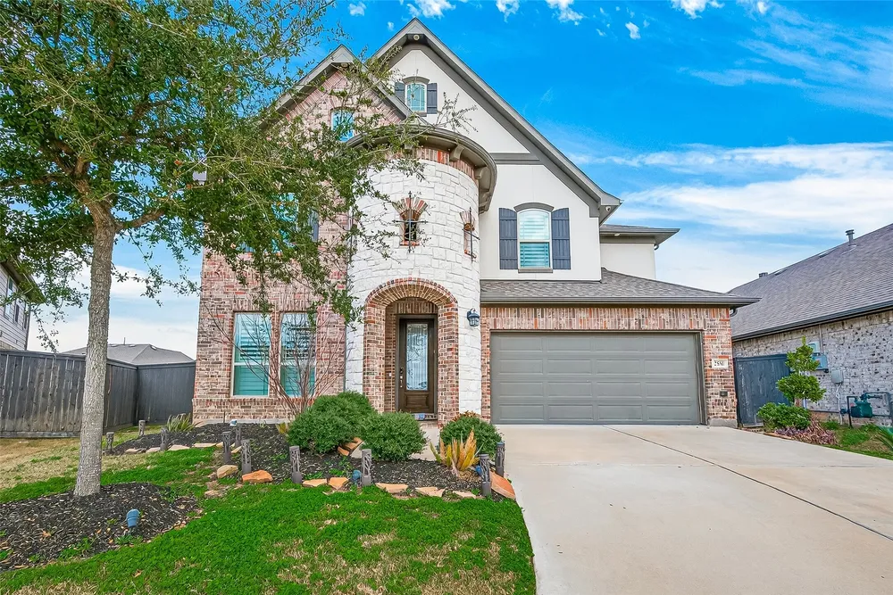 2551 Artichoke Park Dr, Richmond, TX 77406
