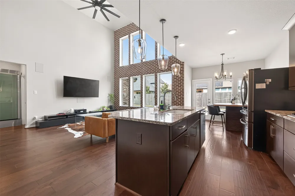 2551 Artichoke Park Dr, Richmond, TX 77406