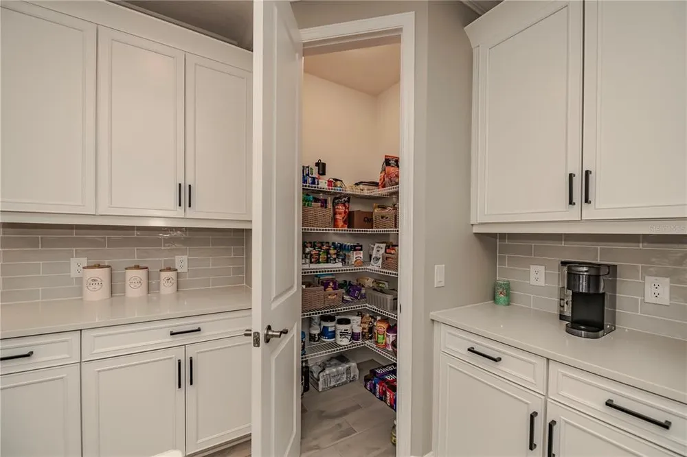 19879 Bridgetown Loop, Venice, FL 34293