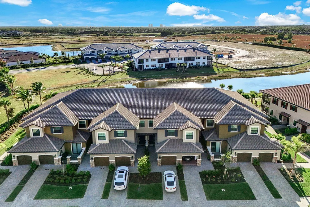 15336 Lucerna St, Naples, FL 34114