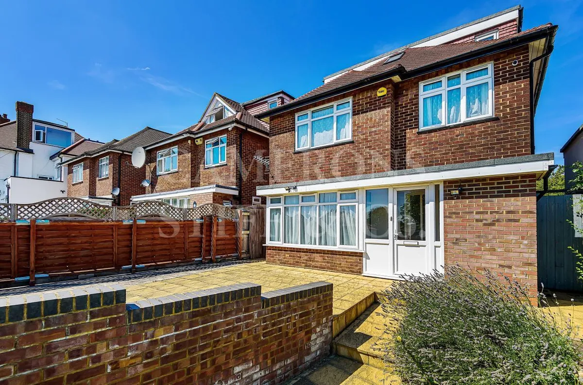 Dollis Hill Lane, London