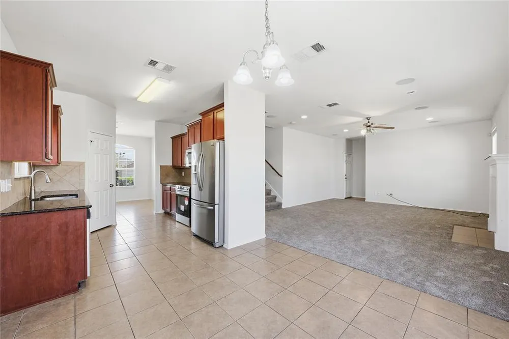 6717 Mundo Dr, Waco, TX 76712