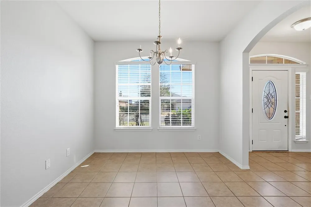 6717 Mundo Dr, Waco, TX 76712