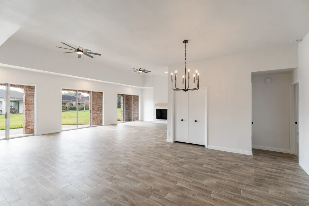 20 Charleston St N, Sugar Land, TX 77478