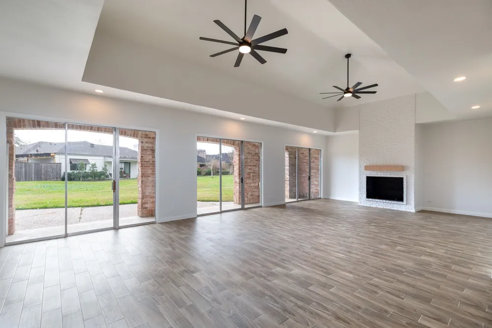 20 Charleston St N, Sugar Land, TX 77478