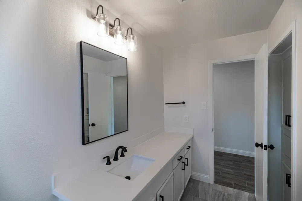 20 Charleston St N, Sugar Land, TX 77478
