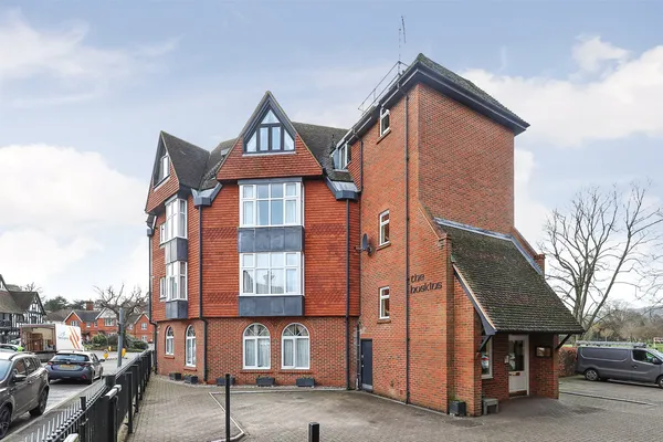 Station Road West, Oxted, Surrey, RH8