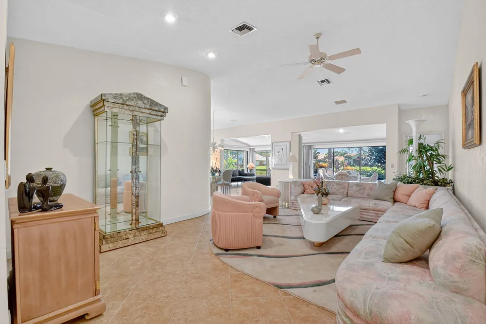 4698 Sextant Circle, Boynton Beach, FL 33436