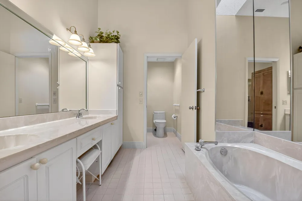4698 Sextant Circle, Boynton Beach, FL 33436