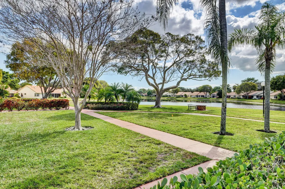 4698 Sextant Circle, Boynton Beach, FL 33436