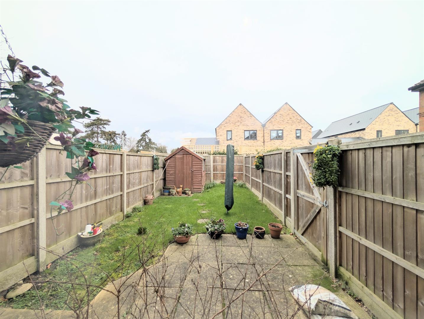Littlebrook Avenue, Slough Image 8