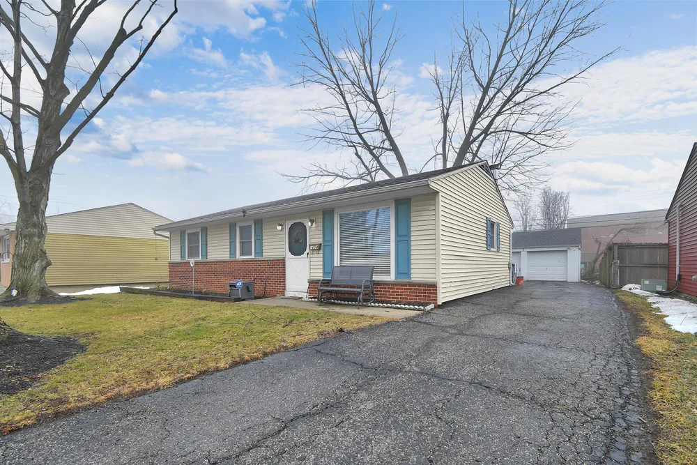 1654 Wilton Dr, Columbus, OH 43227