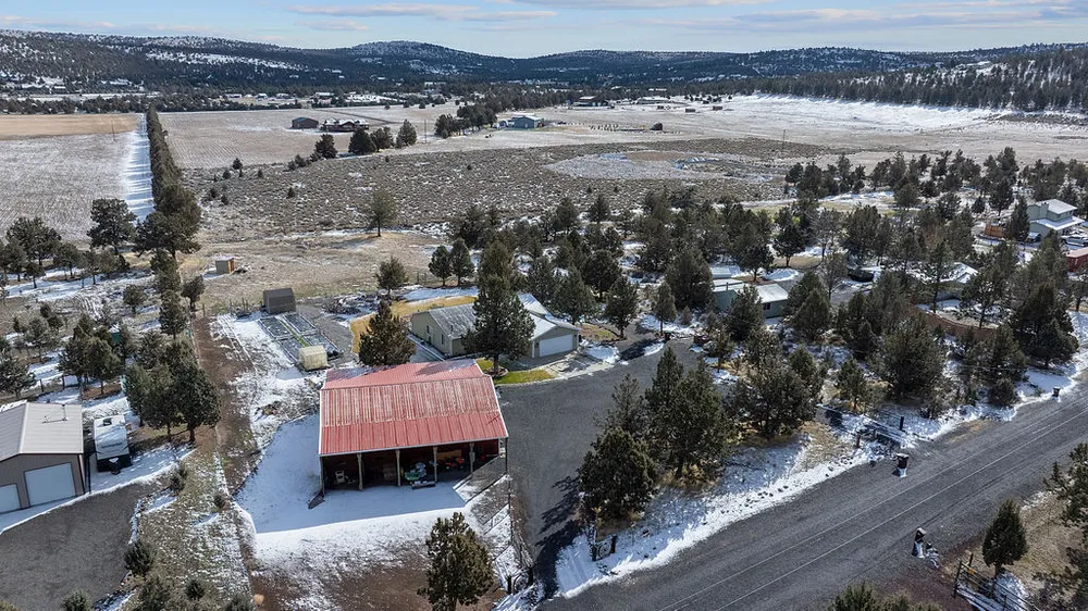 13574 SE Southwood Dr, Prineville, OR 97754