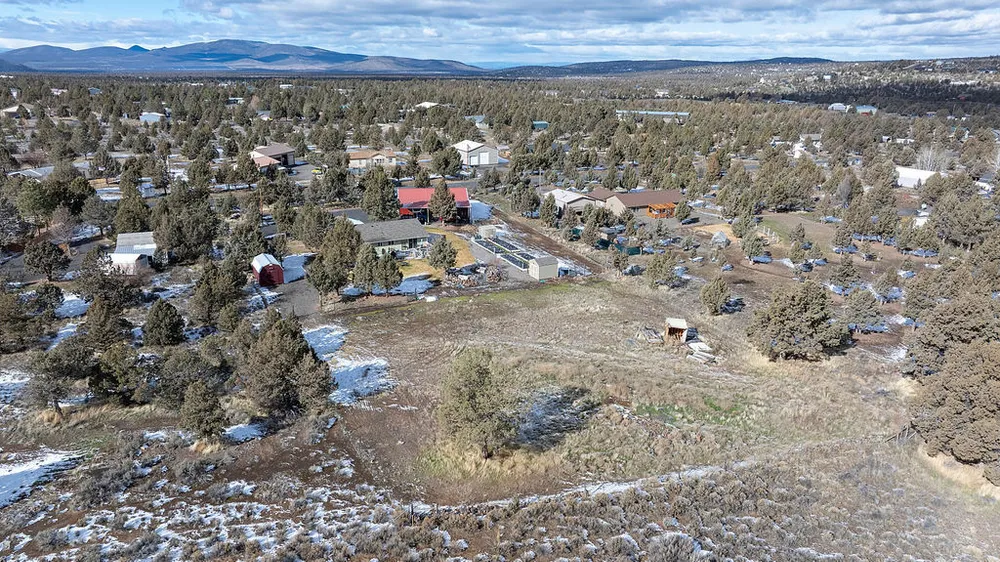 13574 SE Southwood Dr, Prineville, OR 97754