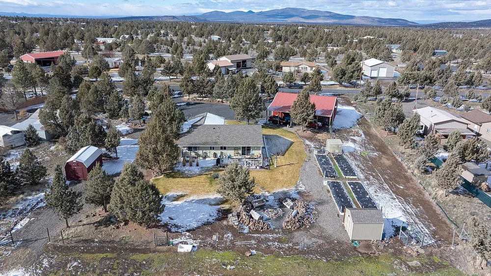13574 SE Southwood Dr, Prineville, OR 97754