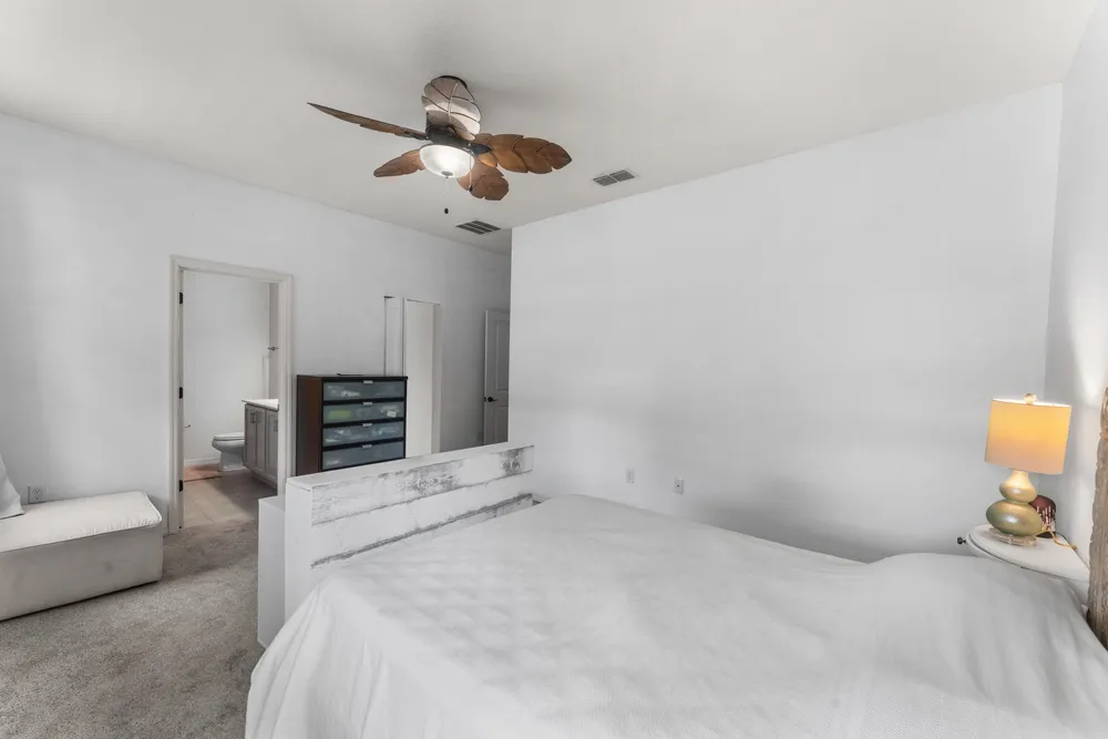 110 65th Ave E, Bradenton, FL 34203