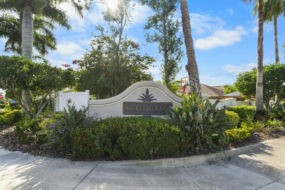 110 65th Ave E, Bradenton, FL 34203