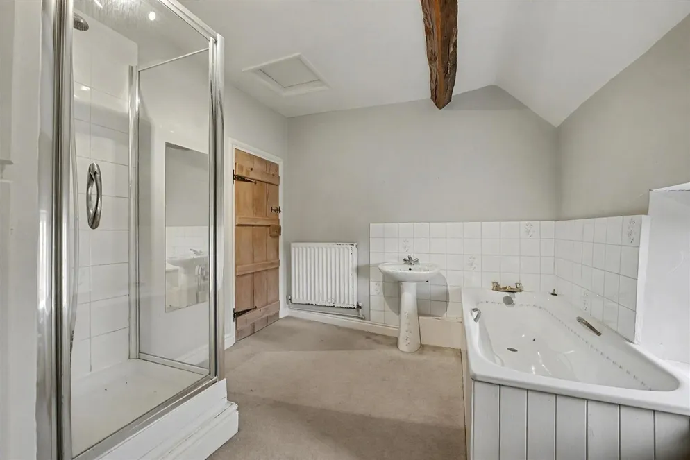 Property carousel item 30