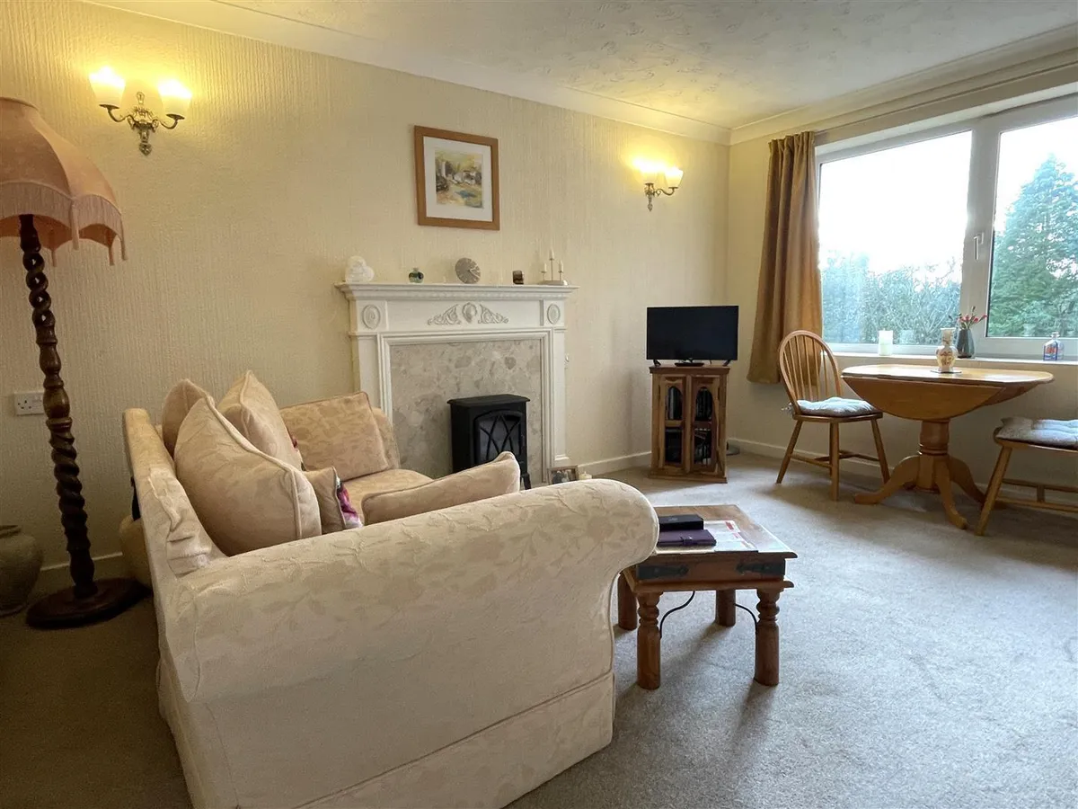 Corfton Drive, Tettenhall