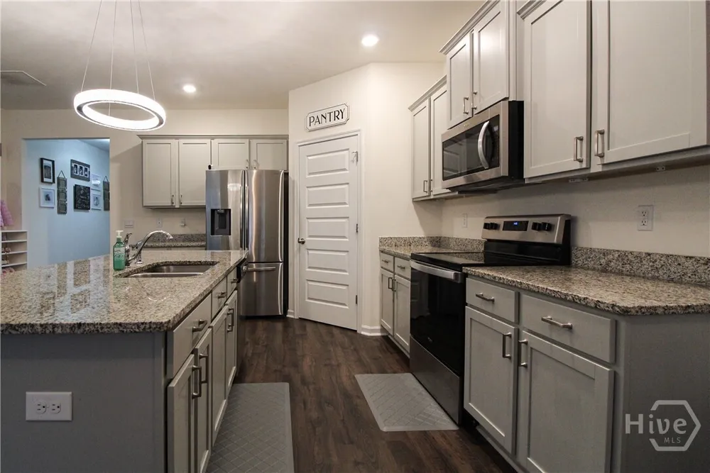 271 Canyon Ferry Way, Hoschton, GA 30548