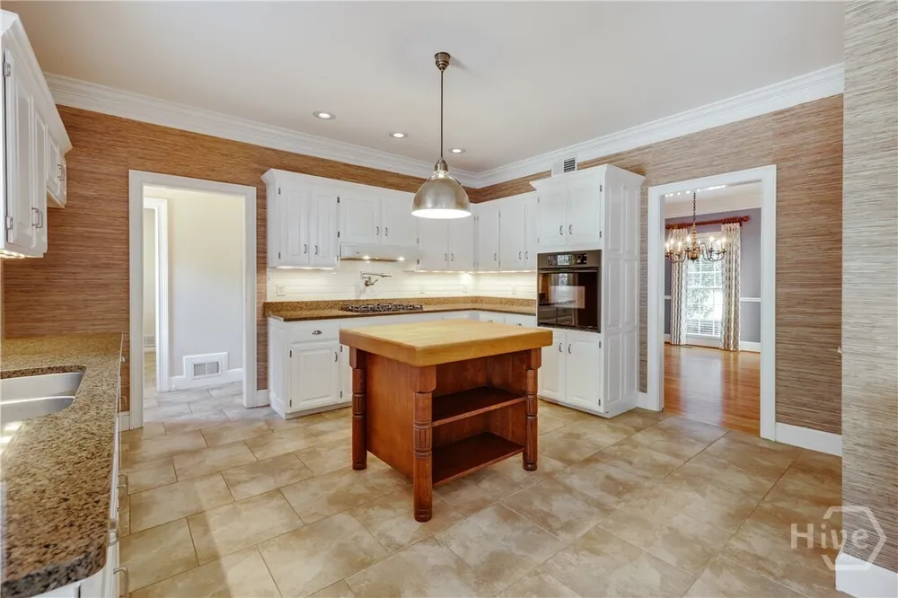 150 Walton Creek Rd, Athens, GA 30607