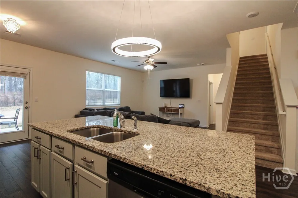 271 Canyon Ferry Way, Hoschton, GA 30548