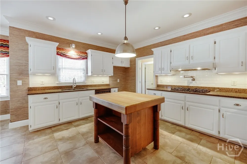 150 Walton Creek Rd, Athens, GA 30607