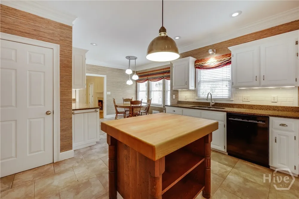 150 Walton Creek Rd, Athens, GA 30607