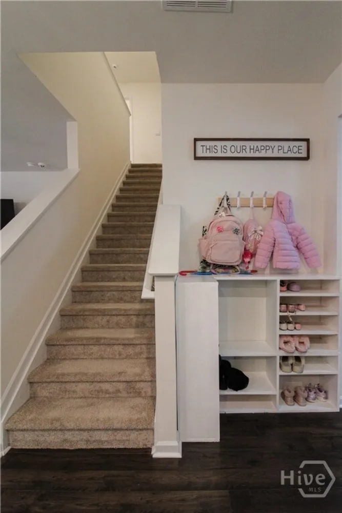 271 Canyon Ferry Way, Hoschton, GA 30548
