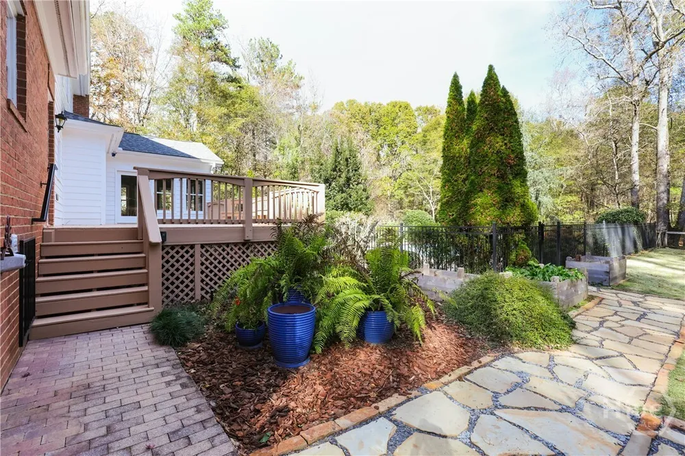 150 Walton Creek Rd, Athens, GA 30607