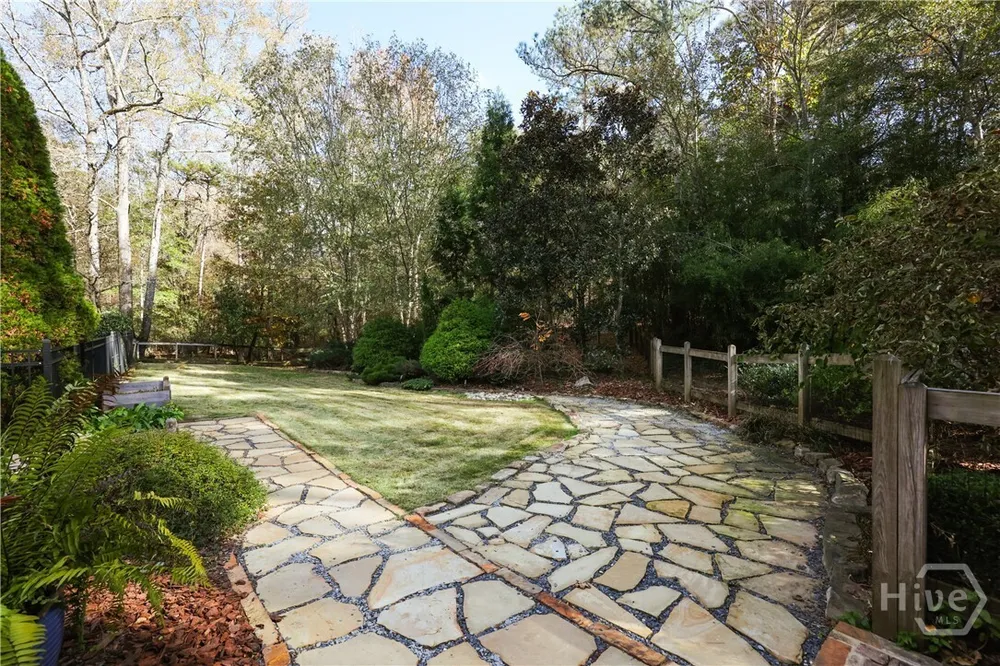 150 Walton Creek Rd, Athens, GA 30607