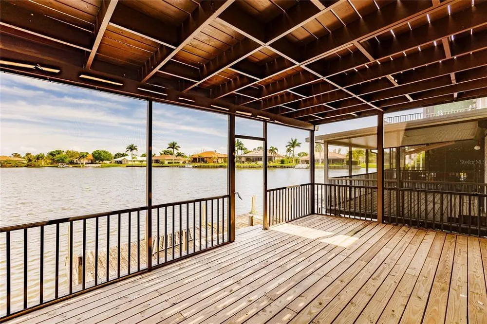 12908 SW Doug Dr, Lake Suzy, FL 34269