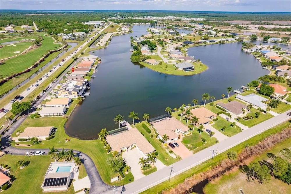 12908 SW Doug Dr, Lake Suzy, FL 34269