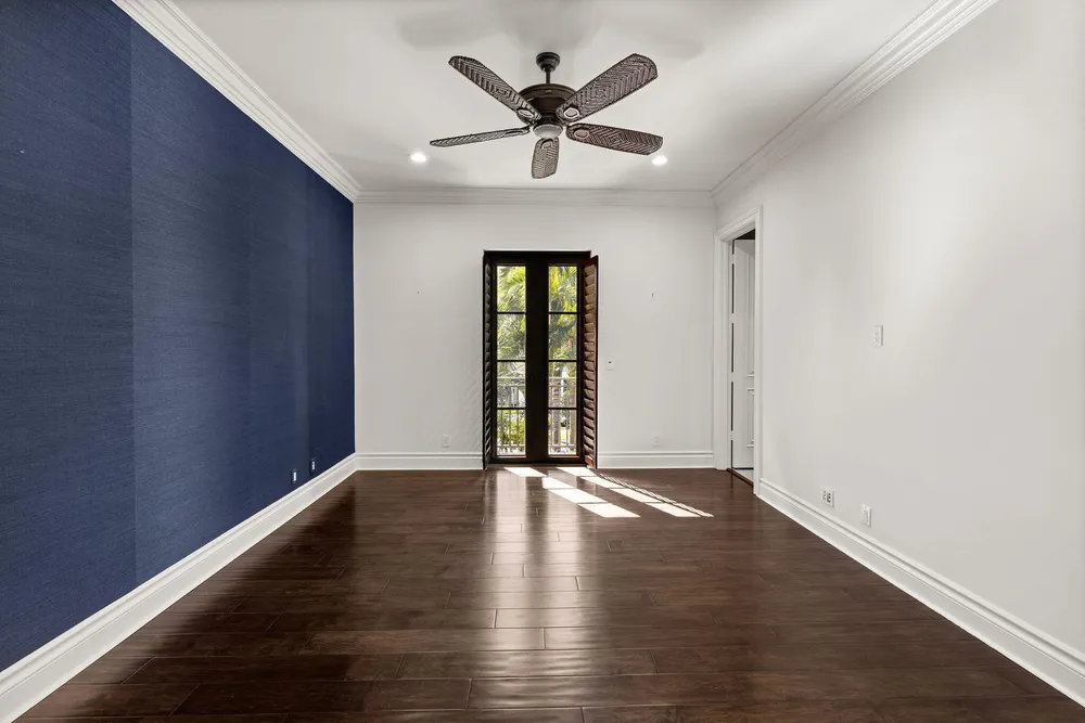 9253 Este Lago Dr, Boca Raton, FL 33496-1053
