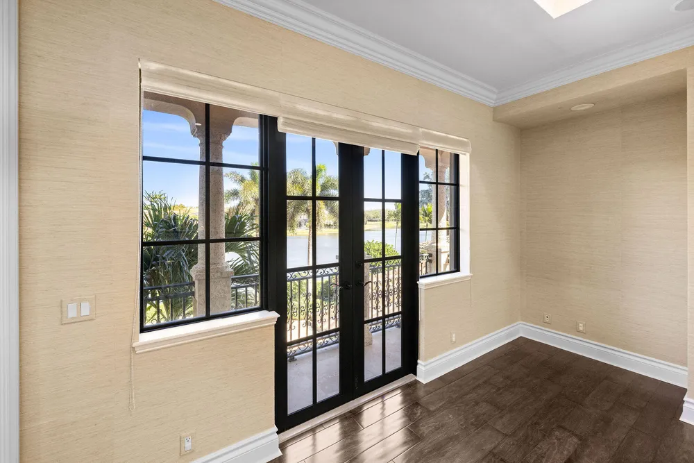 9253 Este Lago Dr, Boca Raton, FL 33496-1053