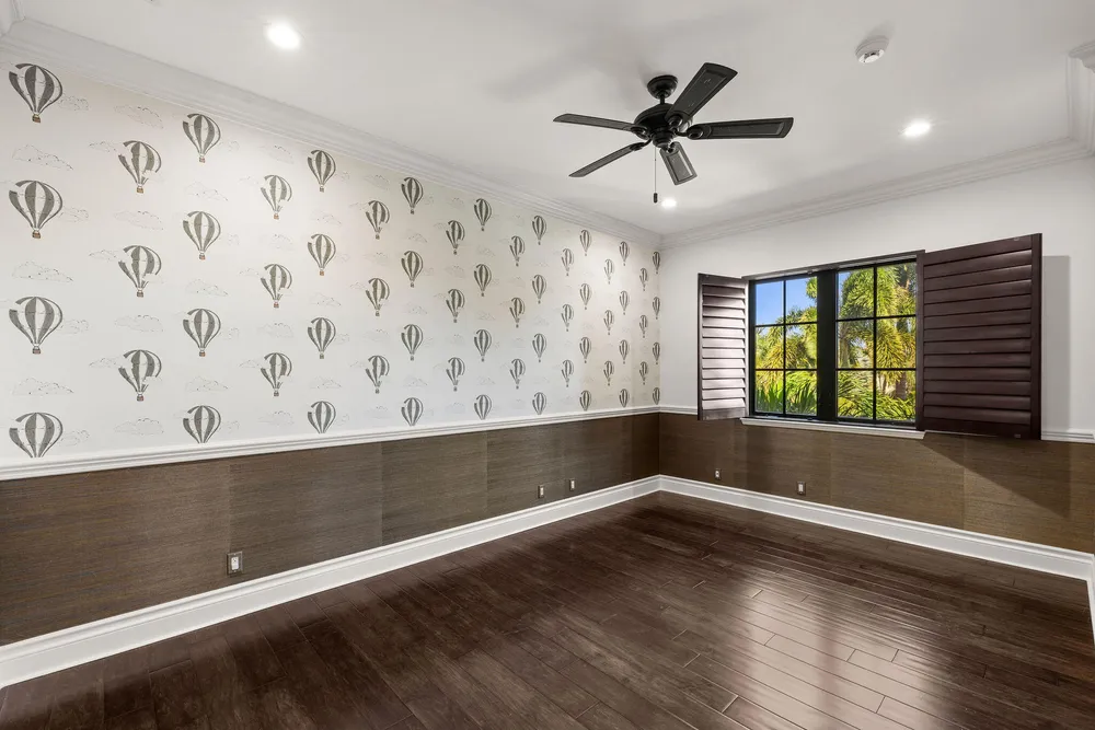 9253 Este Lago Dr, Boca Raton, FL 33496-1053