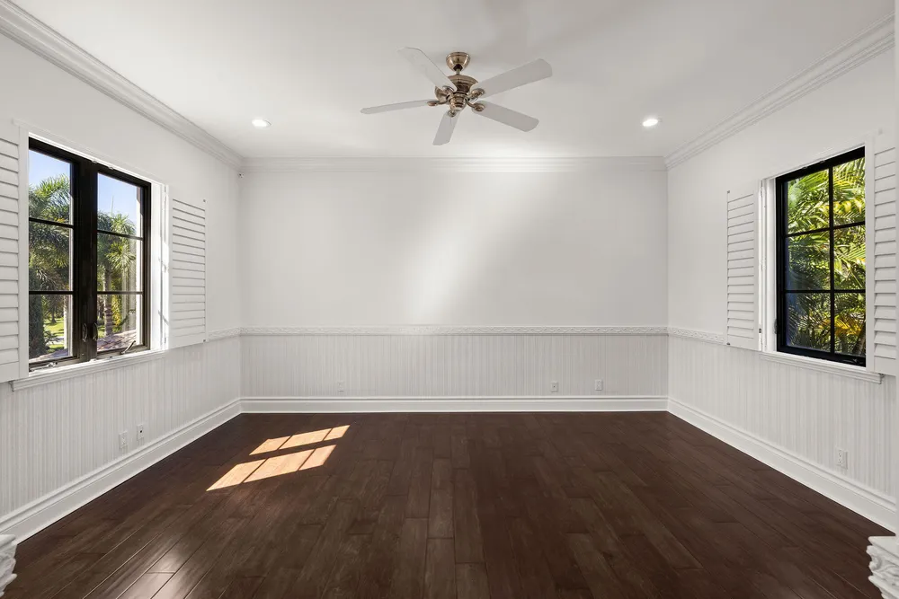 9253 Este Lago Dr, Boca Raton, FL 33496-1053