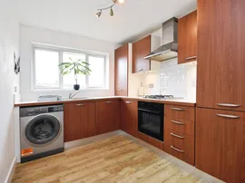 Chiltern Close, CHELMSFORD thumb 3