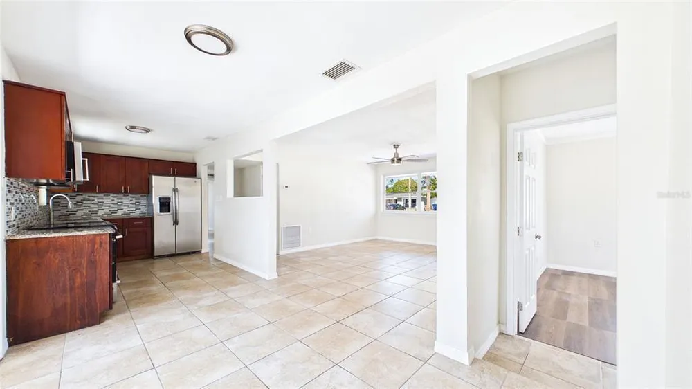 4418 W Fairview Heights, Tampa, FL 33616