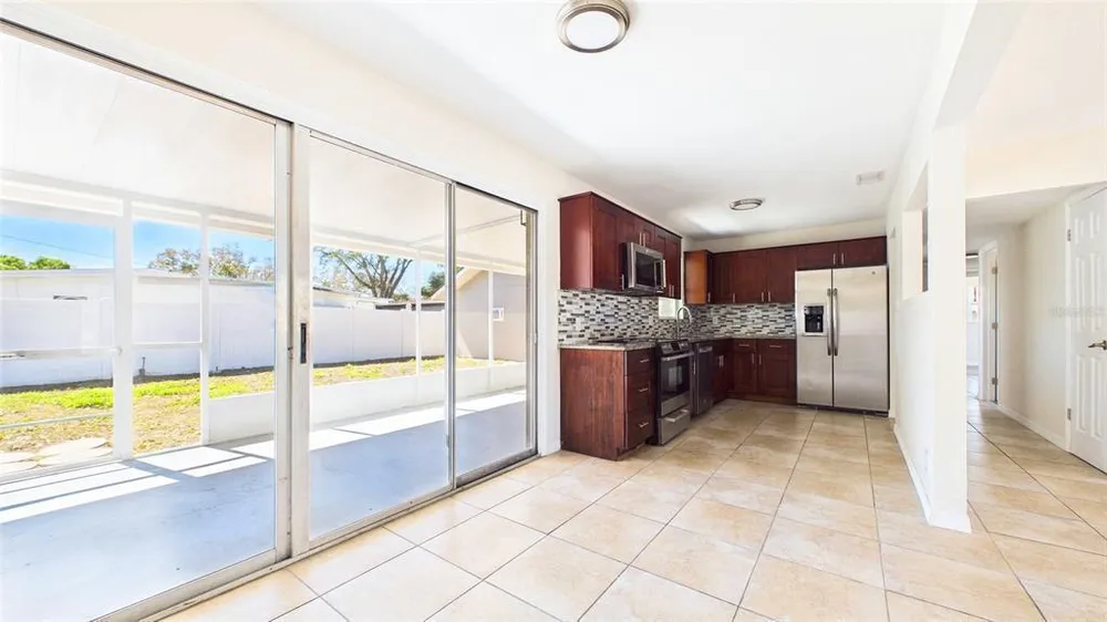 4418 W Fairview Heights, Tampa, FL 33616