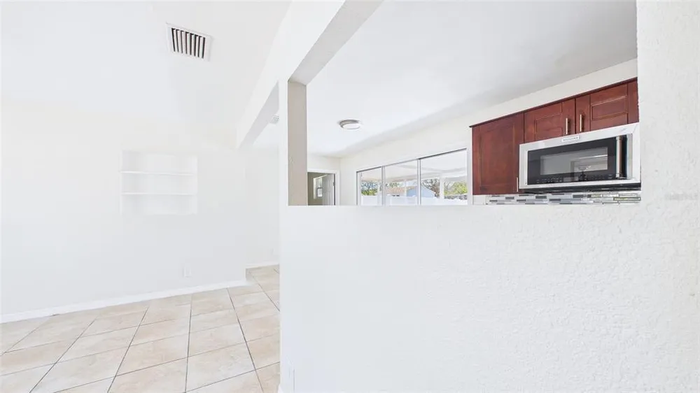 4418 W Fairview Heights, Tampa, FL 33616
