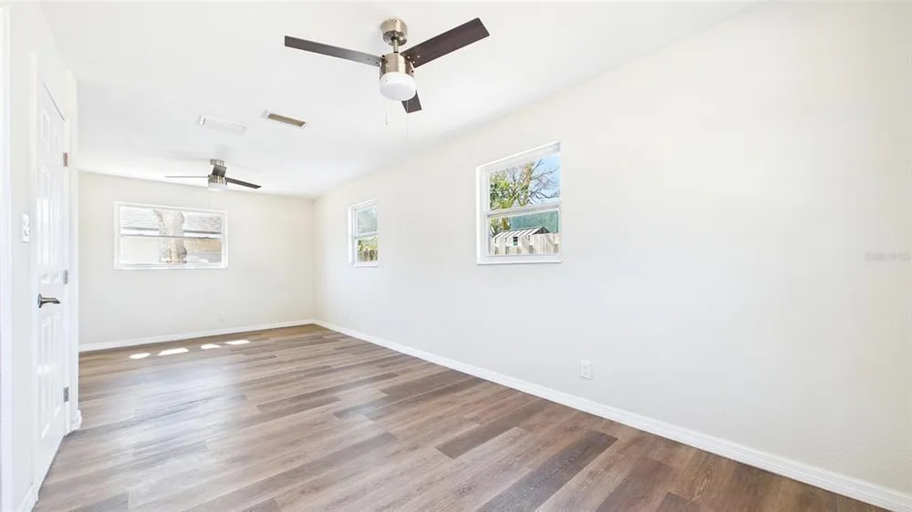 4418 W Fairview Heights, Tampa, FL 33616