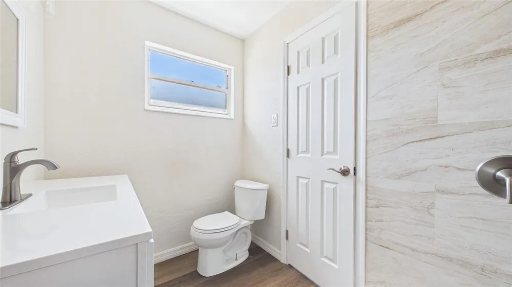 4418 W Fairview Heights, Tampa, FL 33616
