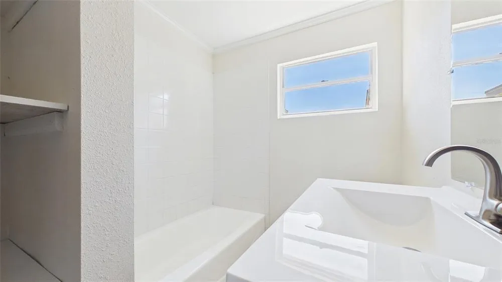 4418 W Fairview Heights, Tampa, FL 33616